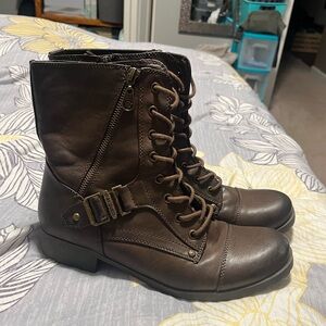 Guess Combat Boots